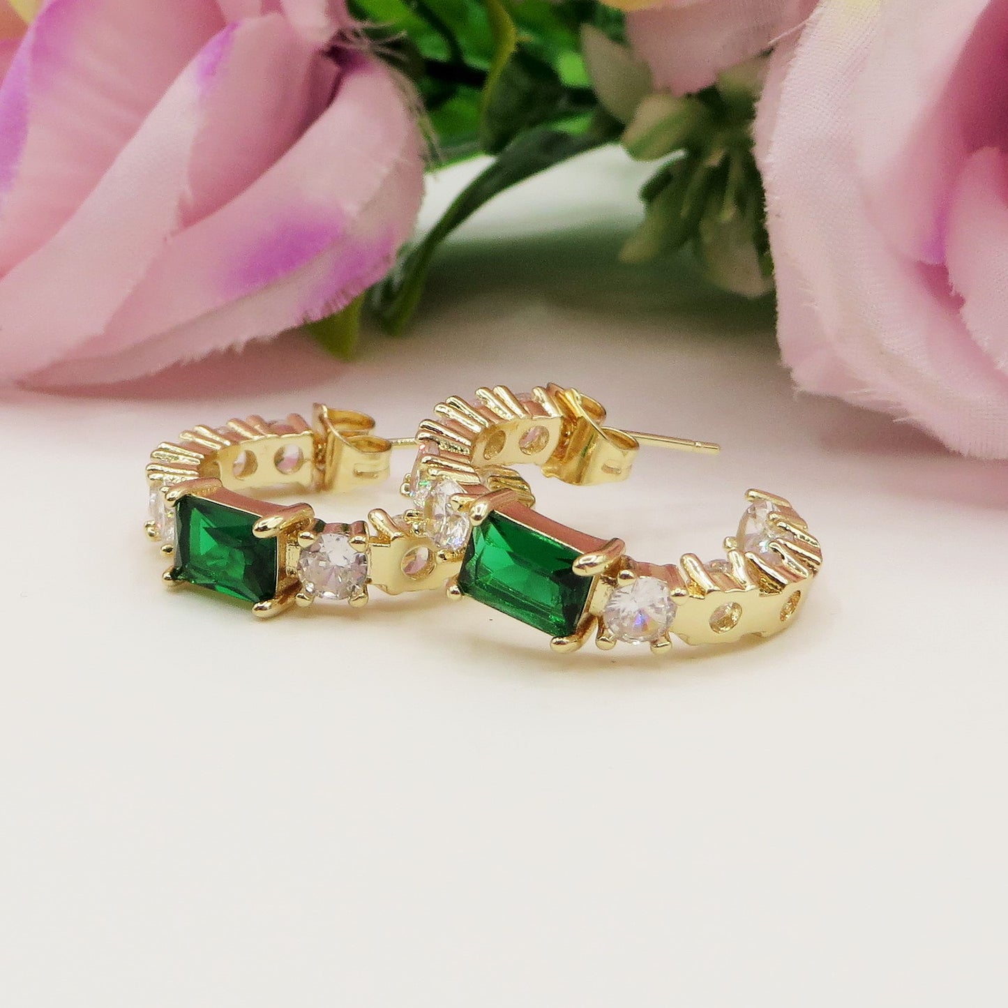 CHRISTY hoops - Orecchini a cerchio con Cubic Zirconia taglio baguette