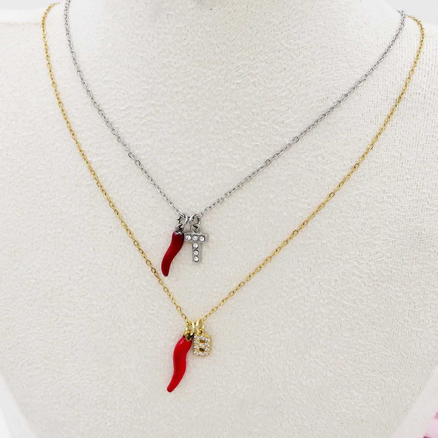 LUCKY INITIAL - Collana Corno + MINI INIZIALE Zirconata in Acciaio inossidabile