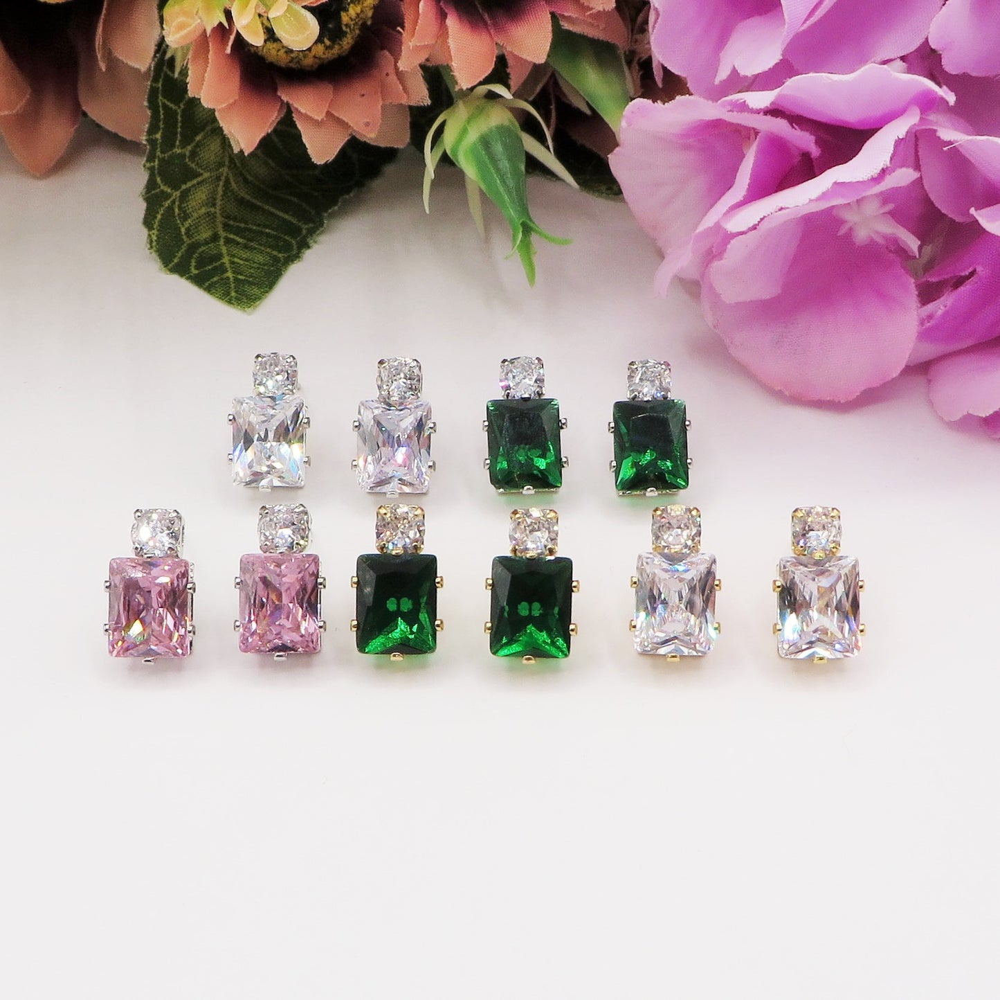CHRISTY mini pendente - Orecchini pendenti in cubic zirconia taglio smeraldo