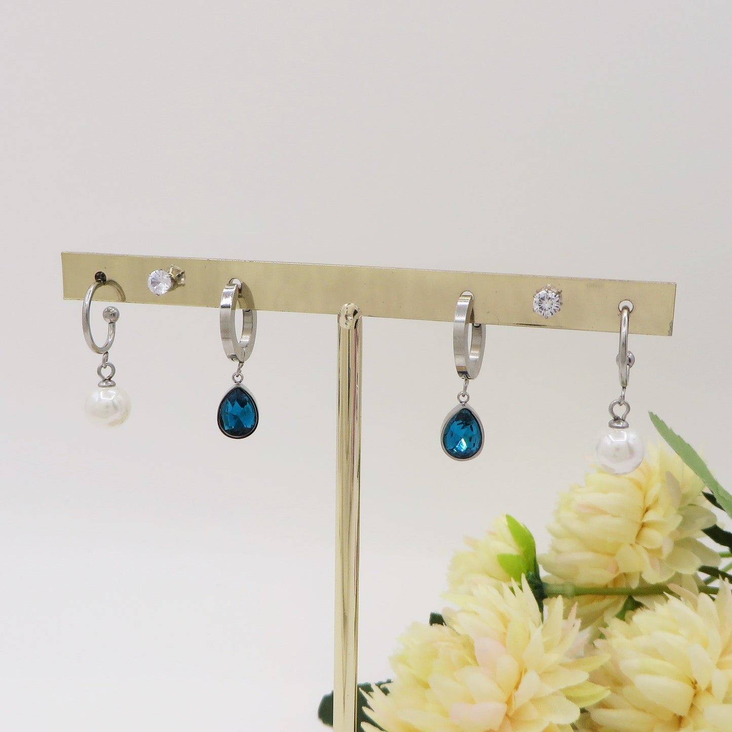 ALTHEA - ACCIAIO INOSSIDABILE - 6 Orecchini pendenti con perla e cubic zirconia