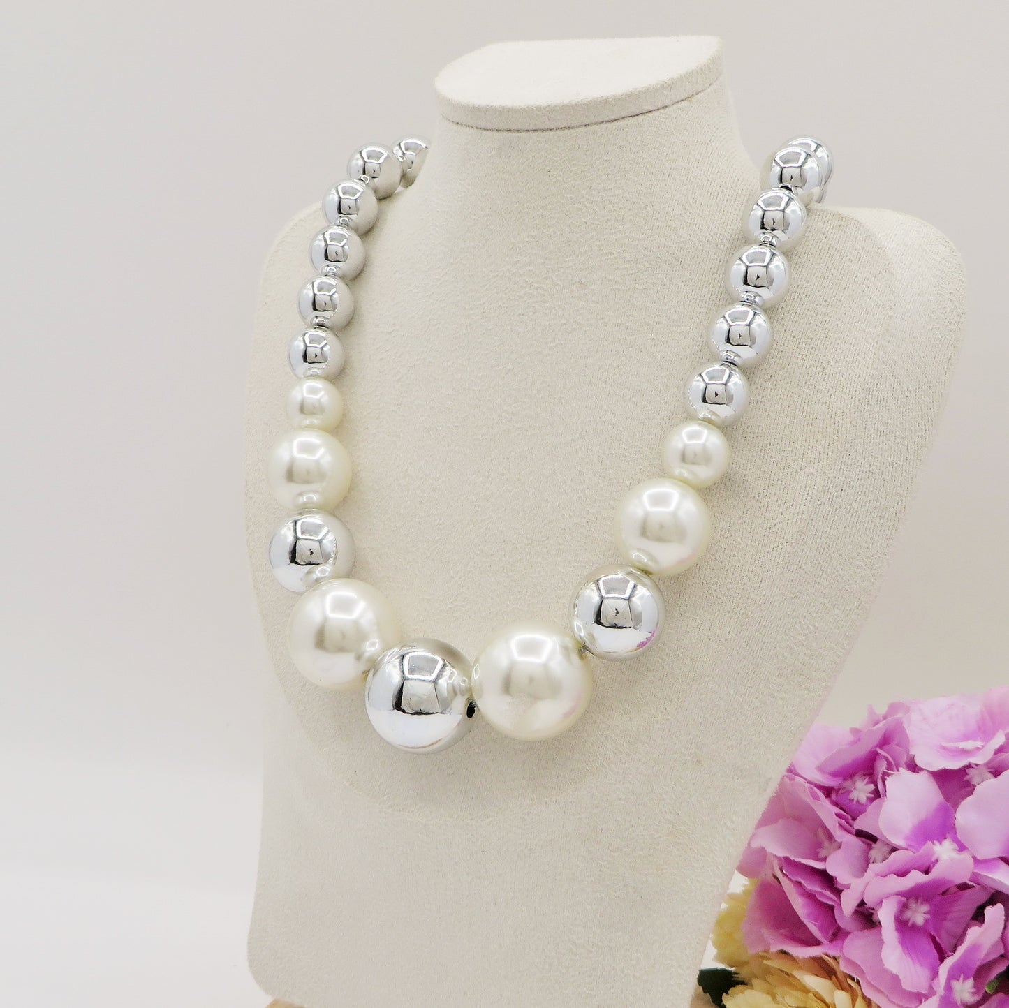 MAXI PEARLS BICOLOR - Collana perle XL girocollo degrade'