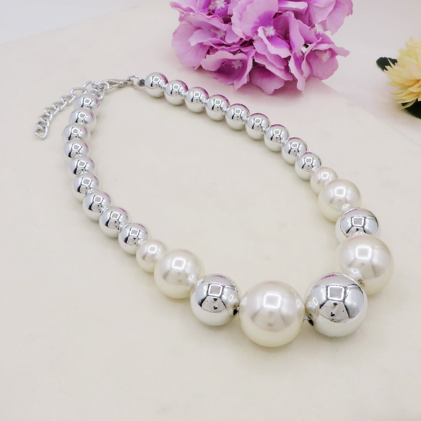 MAXI PEARLS BICOLOR - Collana perle XL girocollo degrade'