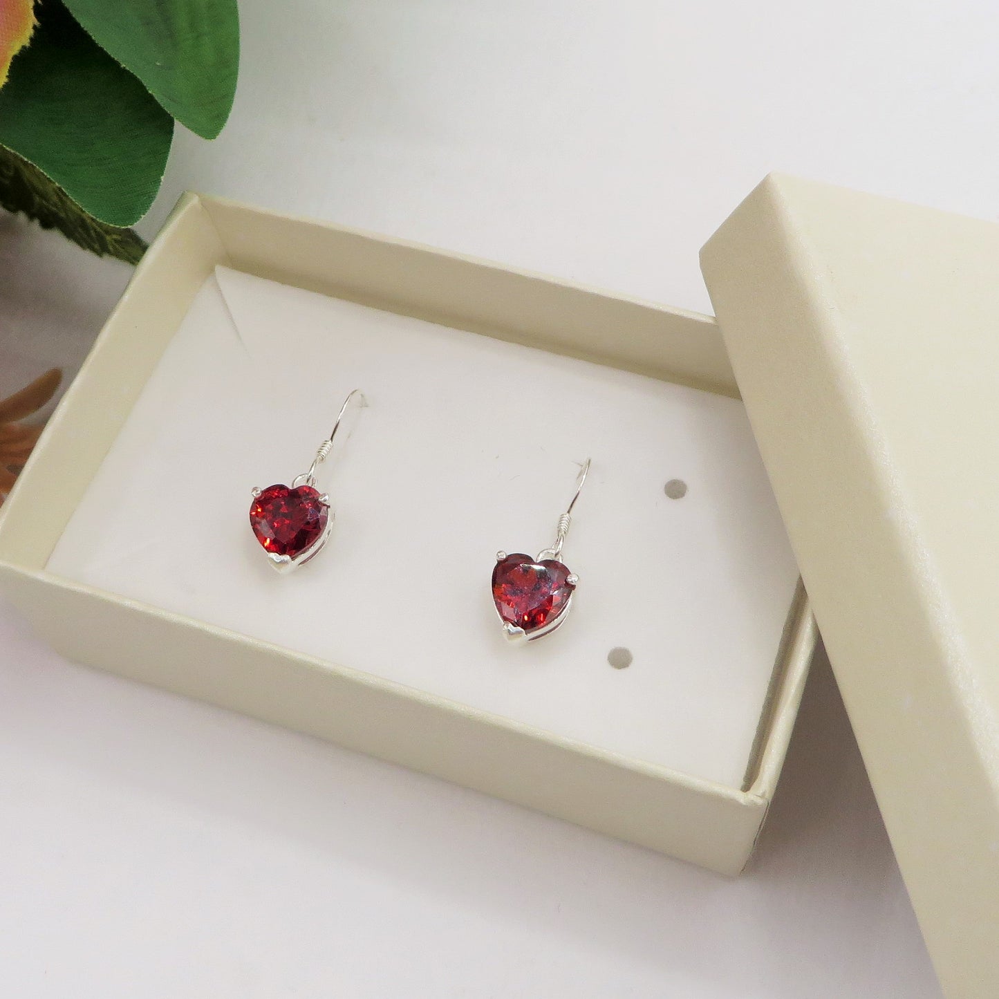 CONNIE 8mm ~ paio Orecchini ARGENTO 925 monachella cubic zirconia a cuore