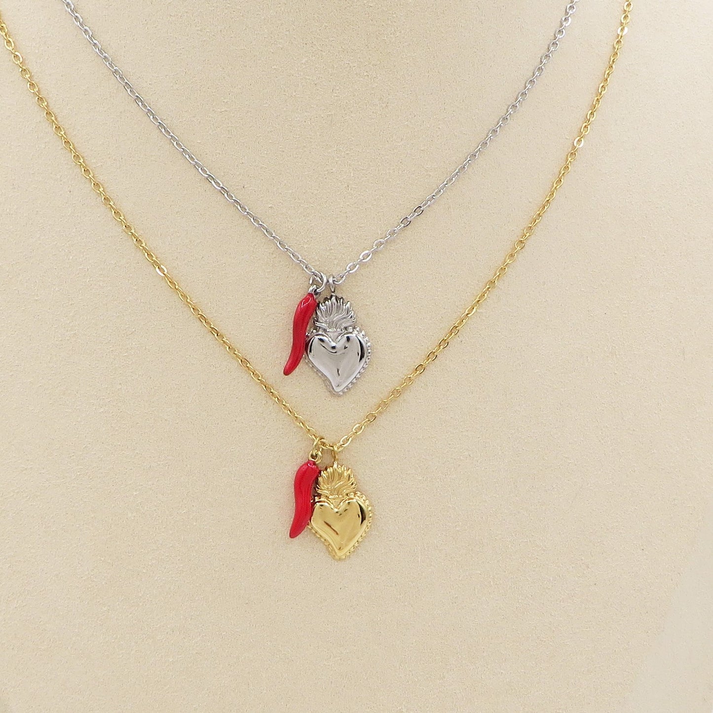 SACRED LUCKY ~ Collana charms cuore sacro e cornetto - ACCIAIO inossidabile