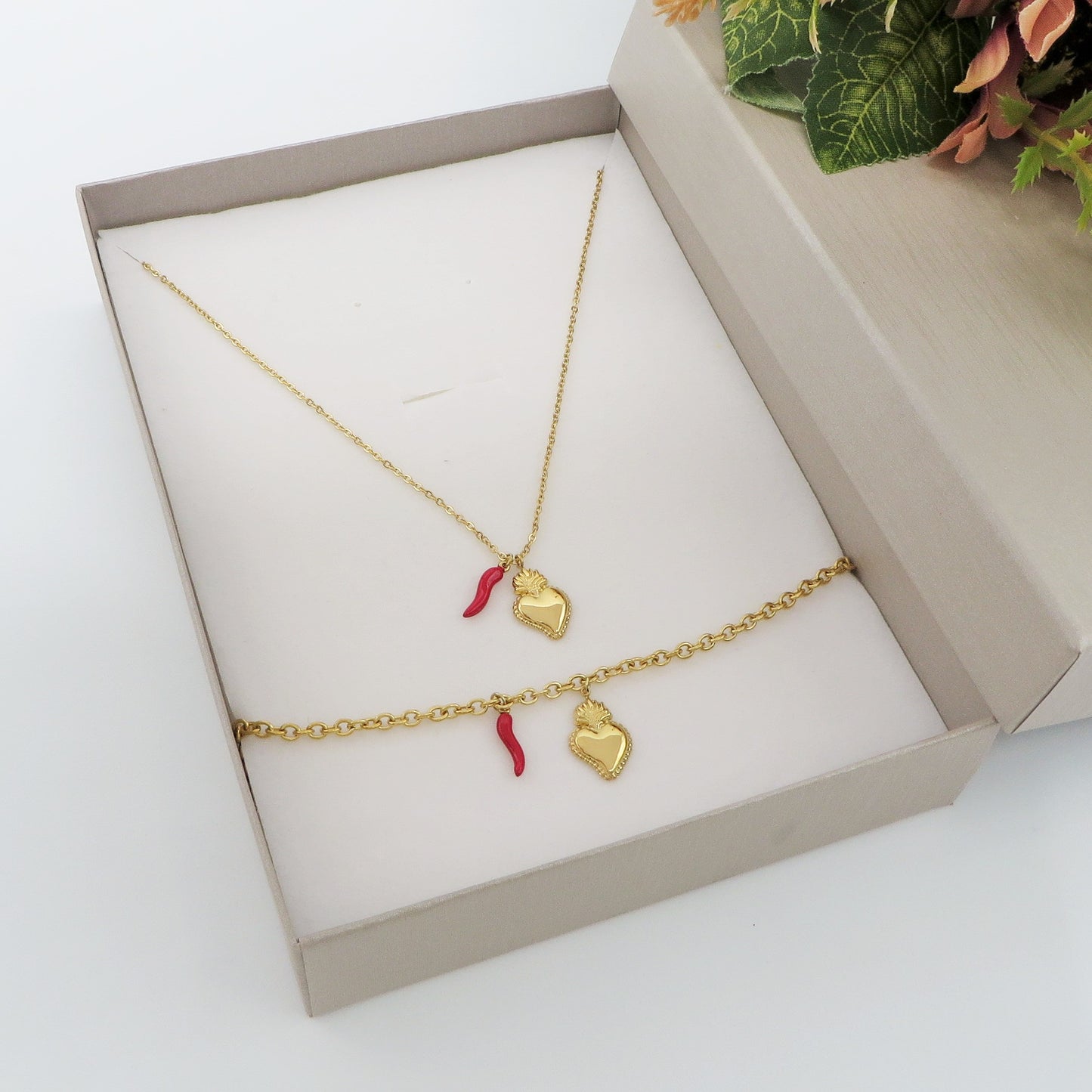 SACRED LUCKY ~ Collana charms cuore sacro e cornetto - ACCIAIO inossidabile