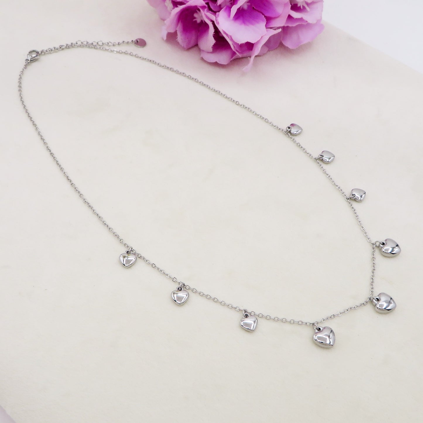 VIDA ~ Collana ACCIAIO INOSSIDABILE con cuoricini bombe'