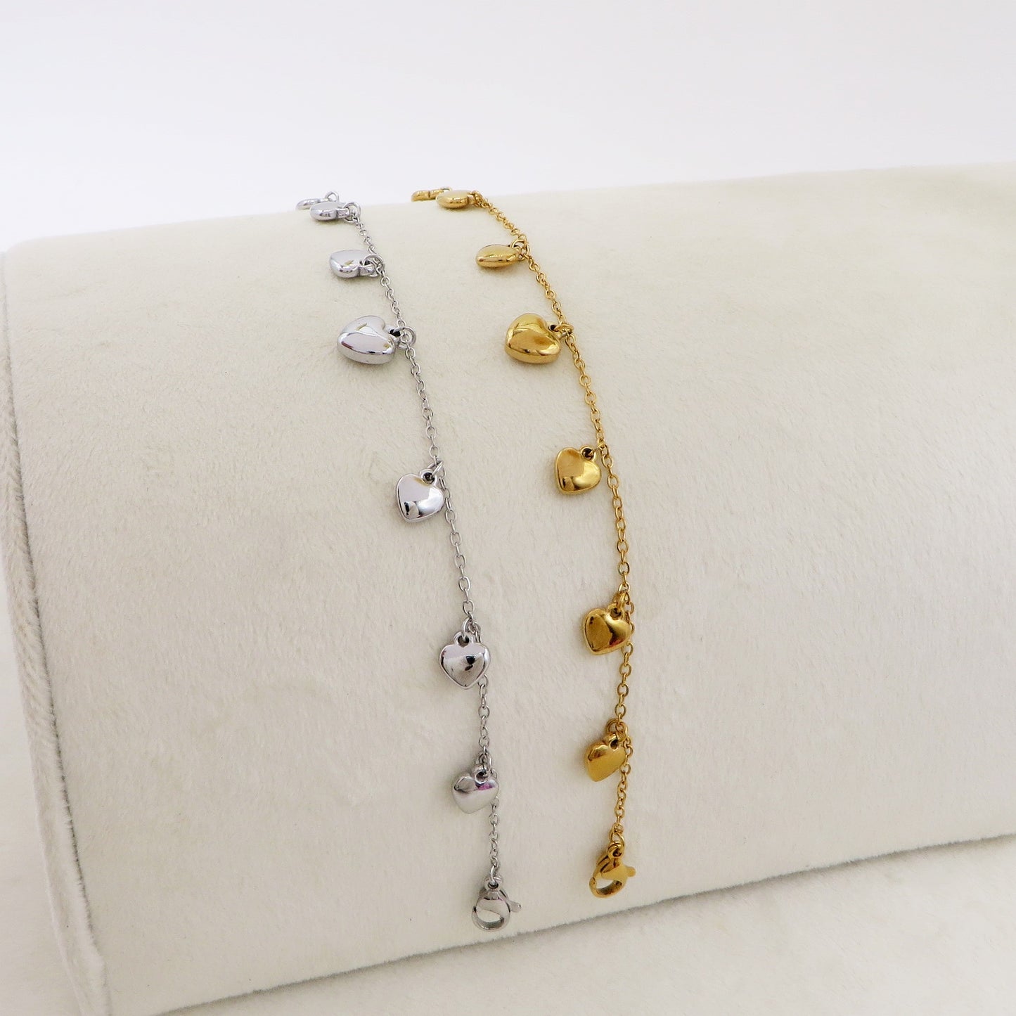 VIDA ~ACCIAIO INOSSIDABILE - Bracciale cuoricini bombè pendenti