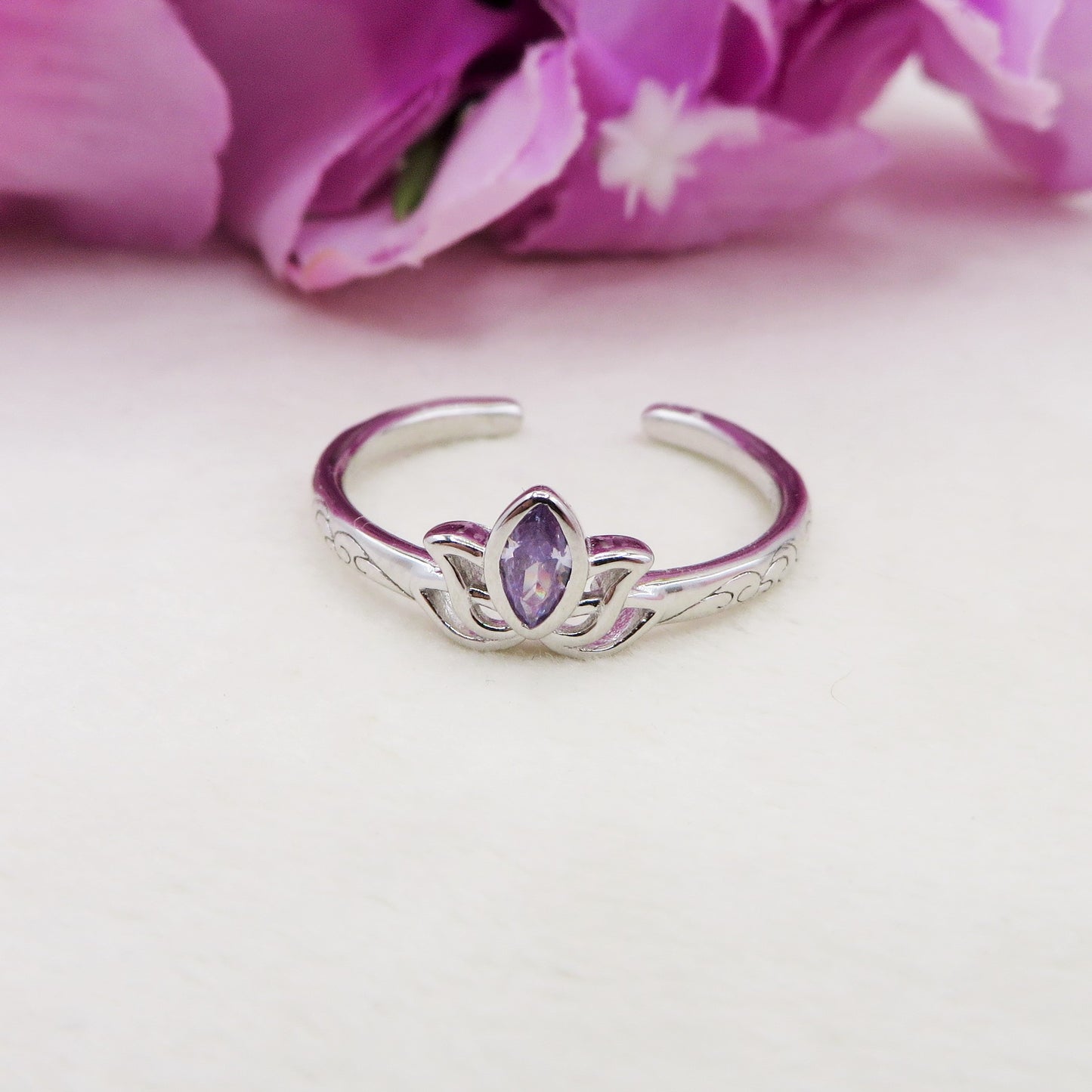LOTUS ~ ANELLO fiore di Loto in ARGENTO 925 con cubic zirconia regolabile