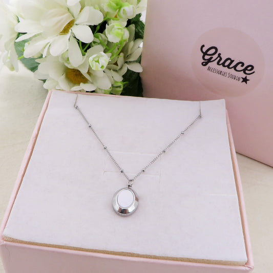 ROMANCE ~ ARGENTO 925 ~ Collana con pendente in madreperla