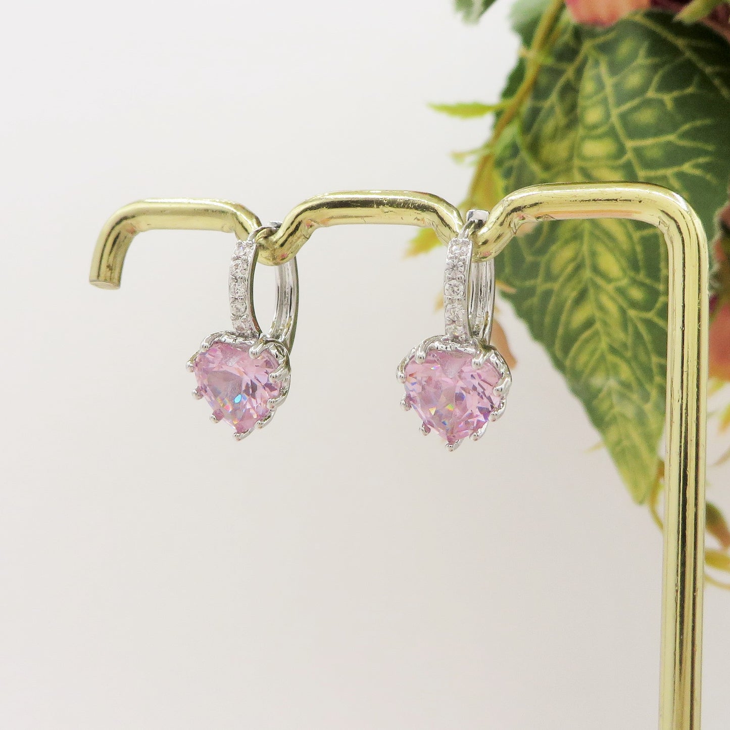 Béatrice - Orecchini monachella con cubic zirconia a forma di cuore