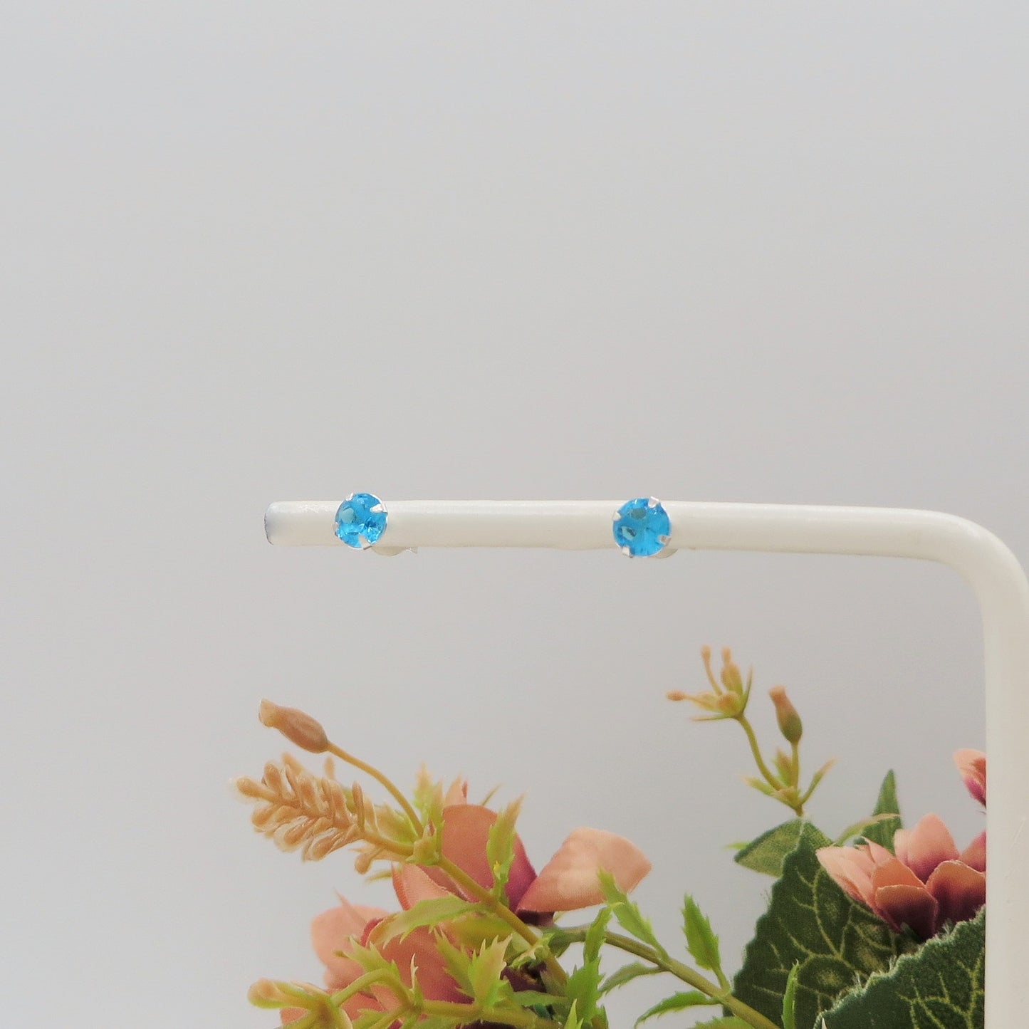 PUNTO LUCE 5mm ~ paio Orecchini ARGENTO 925 a lobo con cubic zirconia