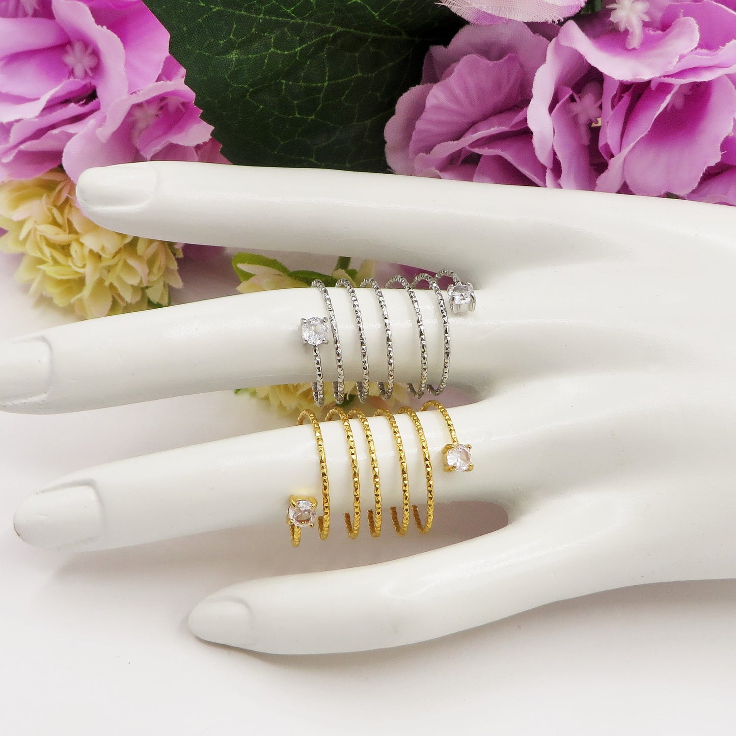ANITA ~ Anello a spirale regolabile in ACCIAIO INOSSIDABILE con cubic zirconia