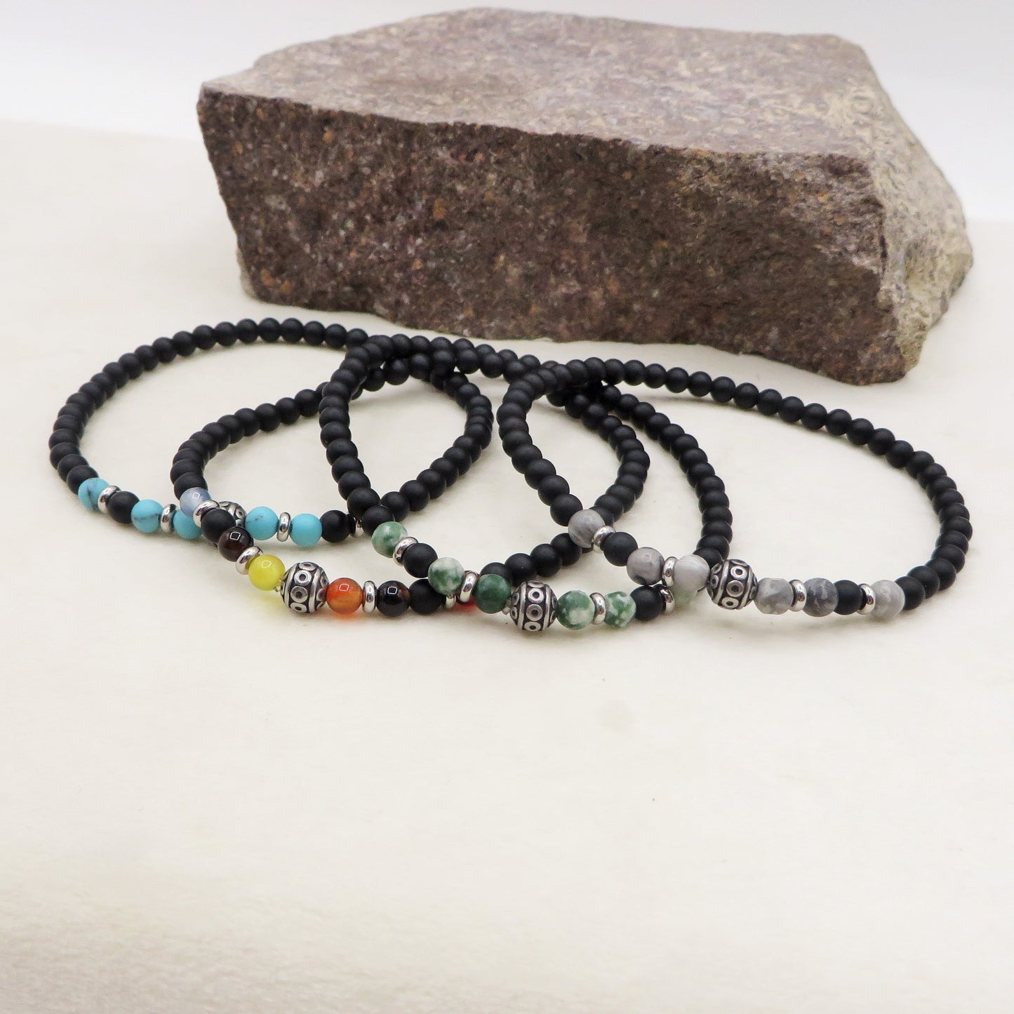 GUNNAR Bracciale uomo elasticizzato Perle in Resina + etniche ACCIAIO INOSSIDABILE