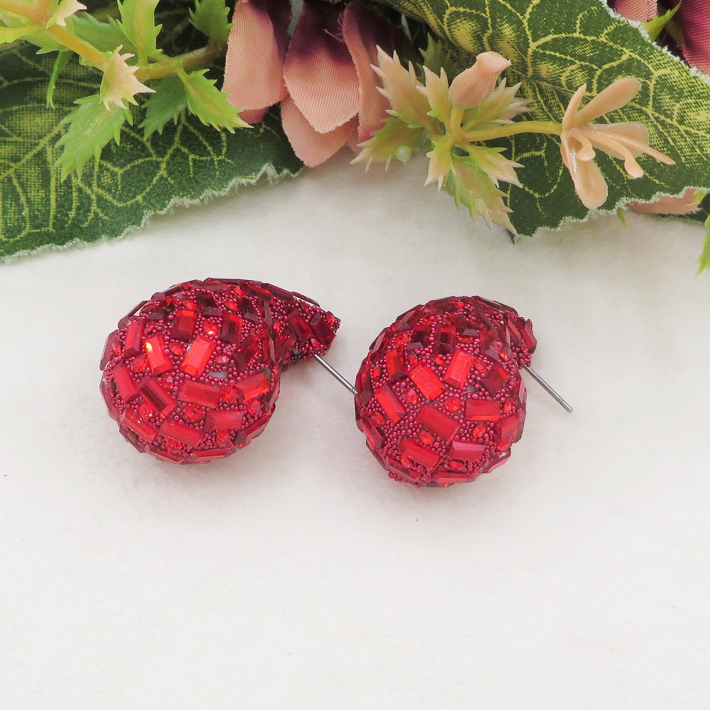 DROP HOLIDAY ~ Orecchini goccia con pietre, glitter e cristalli