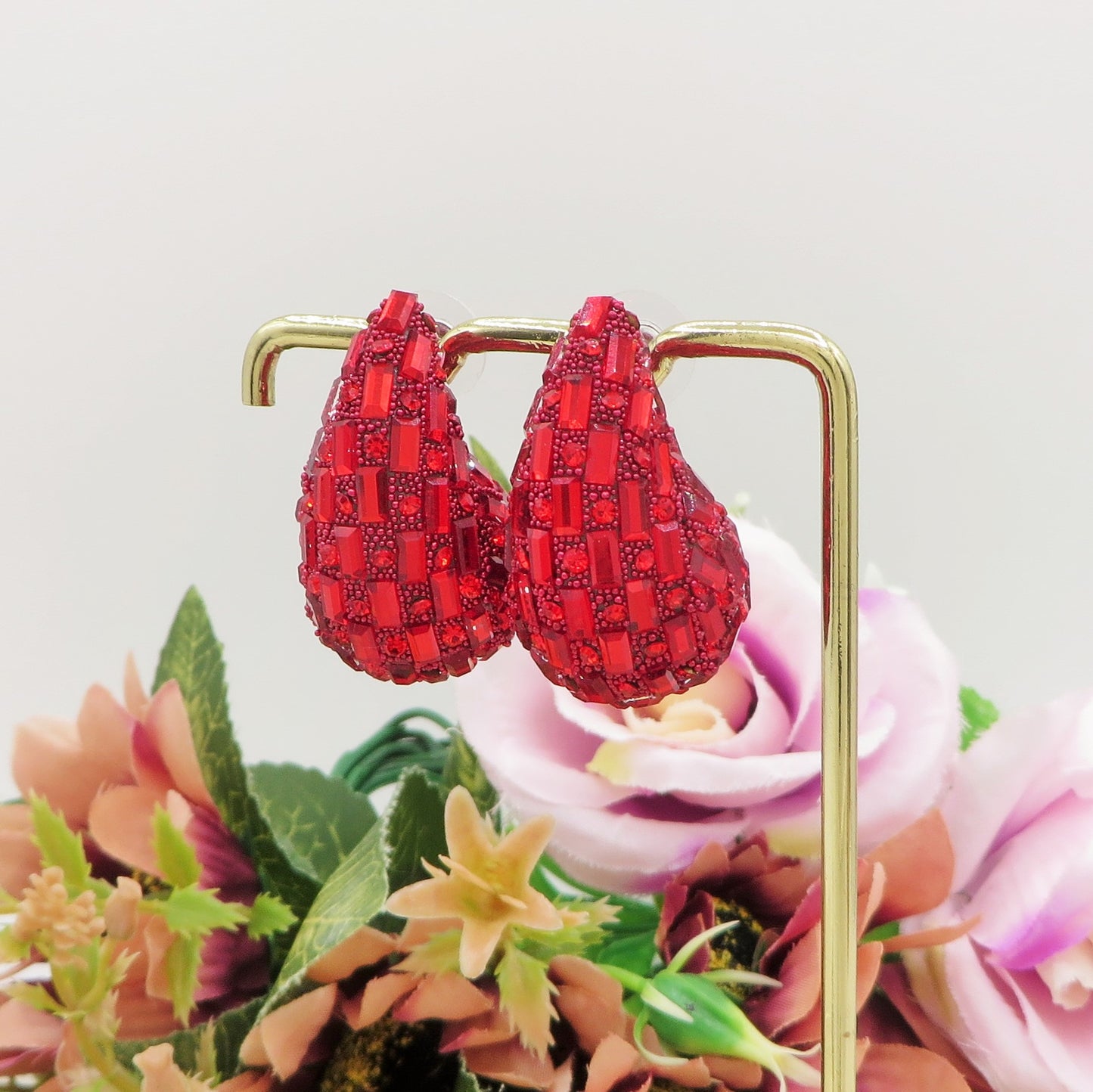 DROP HOLIDAY ~ Orecchini goccia con pietre, glitter e cristalli