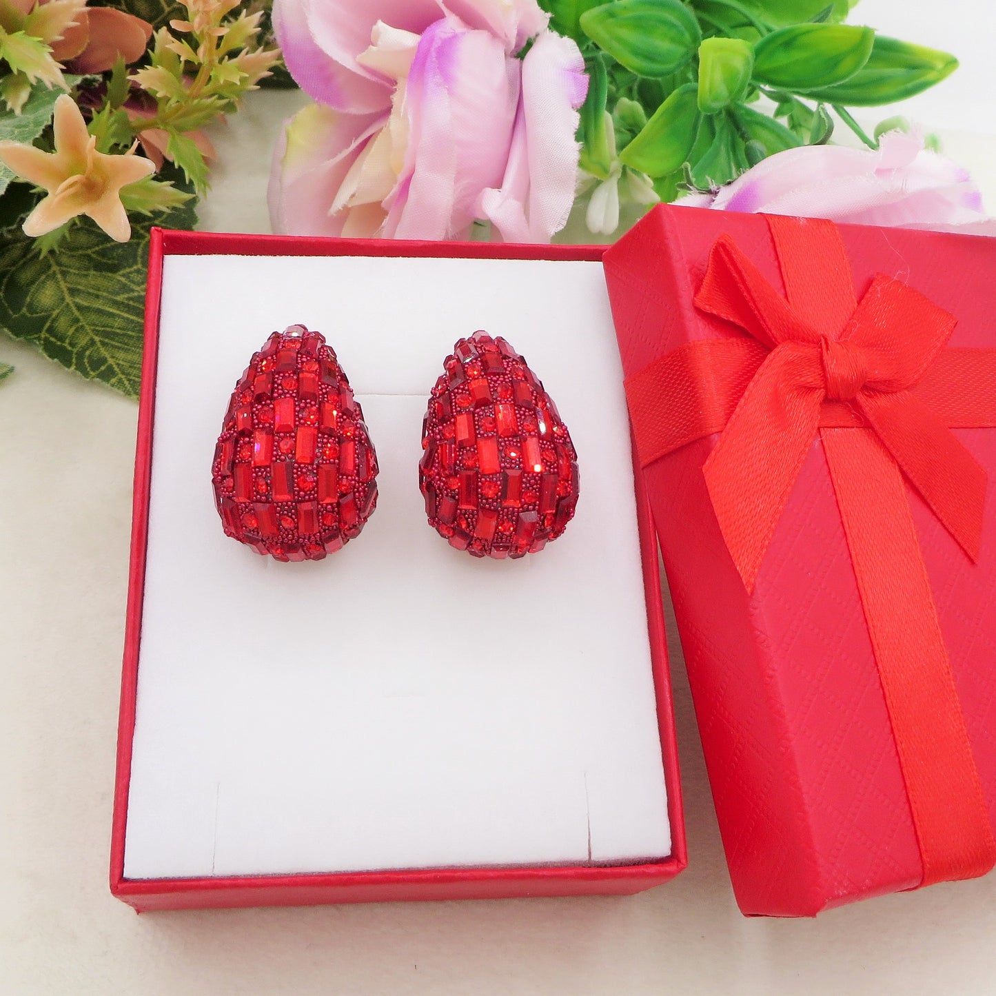 DROP HOLIDAY ~ Orecchini goccia con pietre, glitter e cristalli