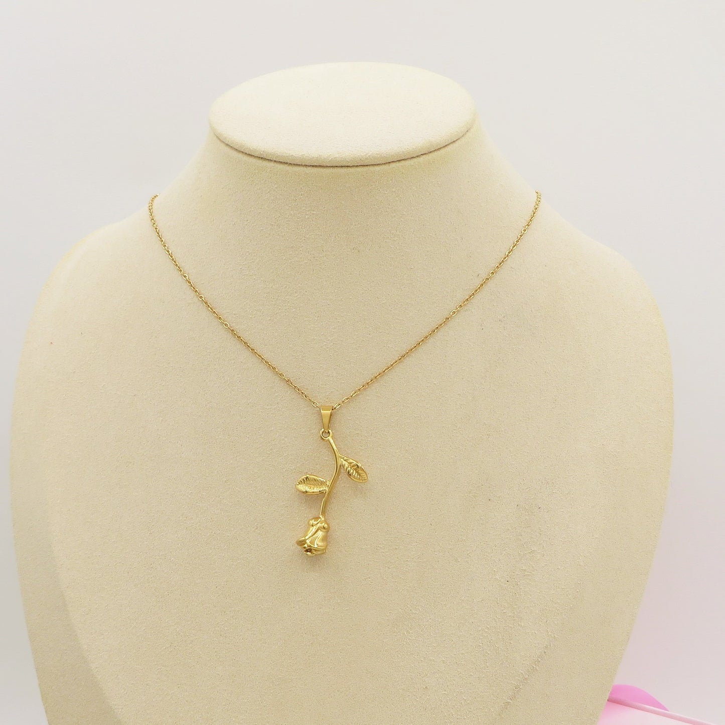 LIFE ROSE - ACCIAIO INOSSIDABILE- collana con rosa pendente