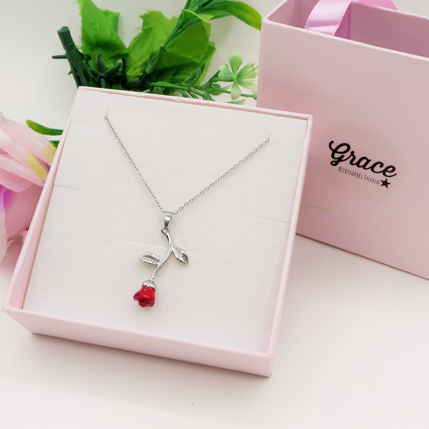 LIFE ROSE - ACCIAIO INOSSIDABILE- collana con rosa pendente