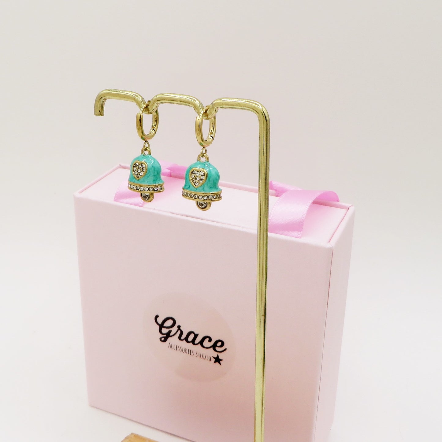 TINKERBELL RAINBOW ACCIAIO INOSSIDABILE ~ Orecchini mini cerchi a campanella con cubic zirconia in ACCIAIO INOSSIDABILE