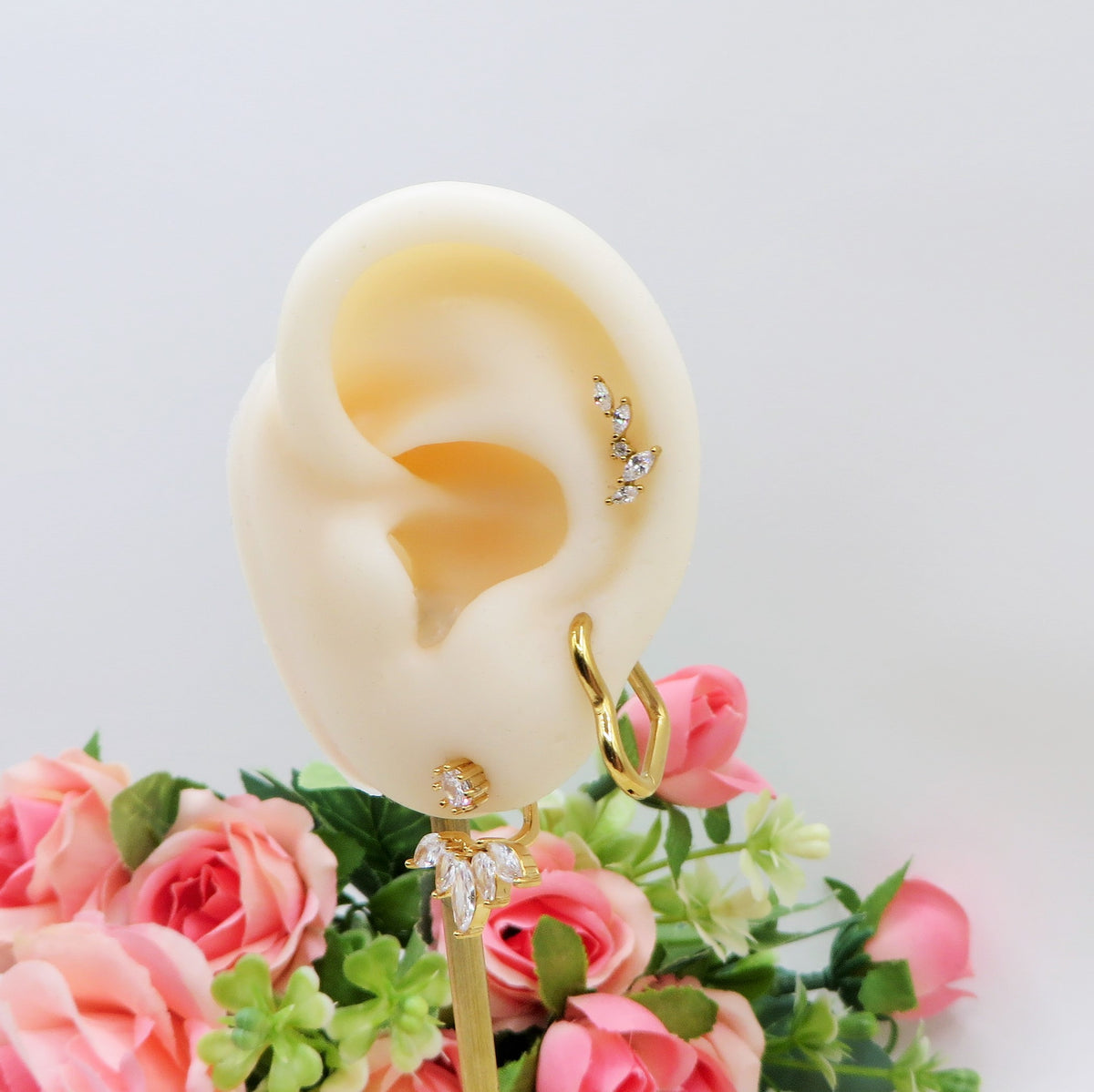 MARQUISE EAR JACKET ~ Orecchini ear jacket ACCIAIO INOSSIDABILE effetto monachella piercing in Cubic Zirconia AAA