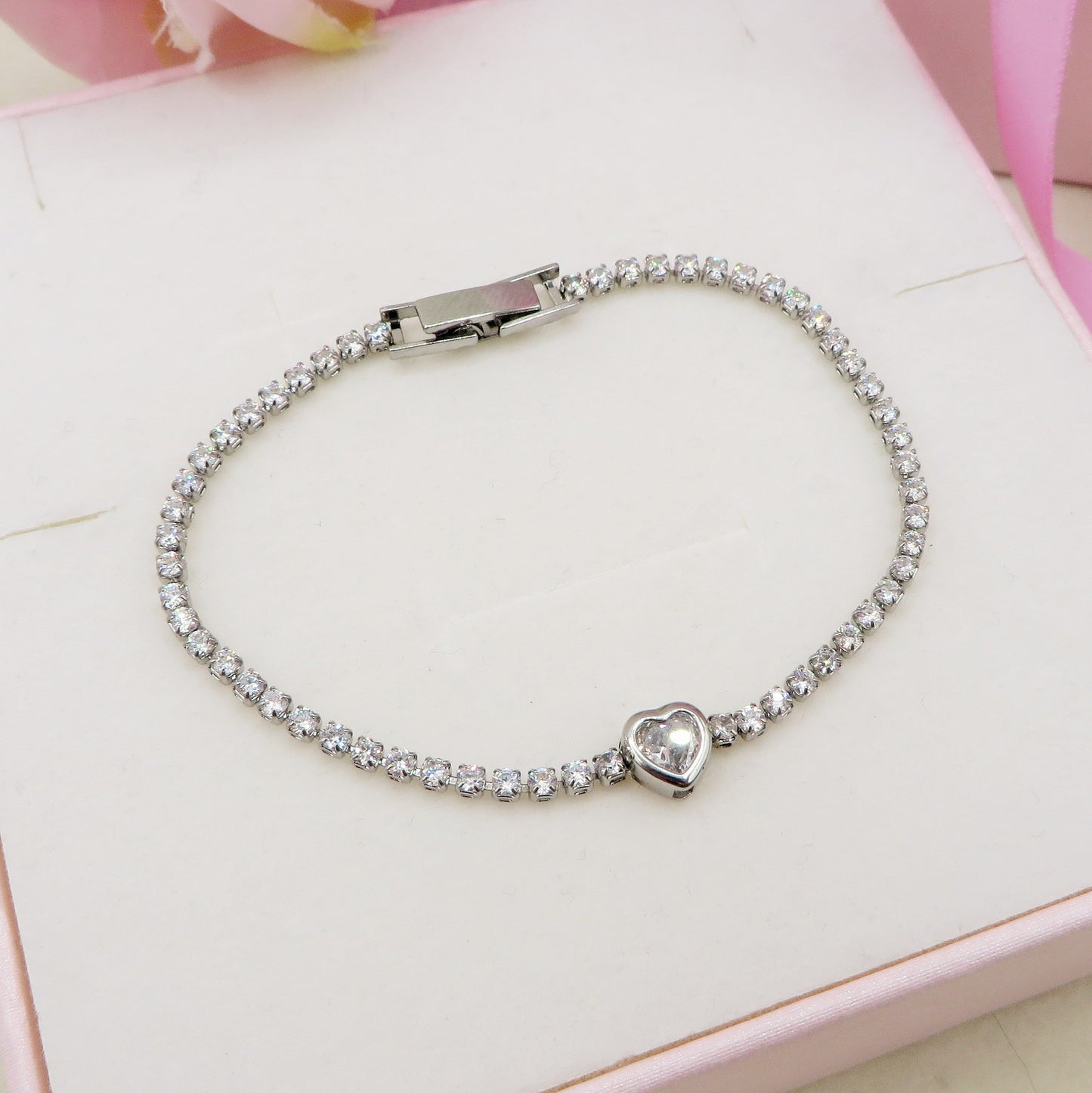 AURORA slim ~ ACCIAIO INOSSIDABILE - Bracciale tennis in cubic zirconia con cuore centrale
