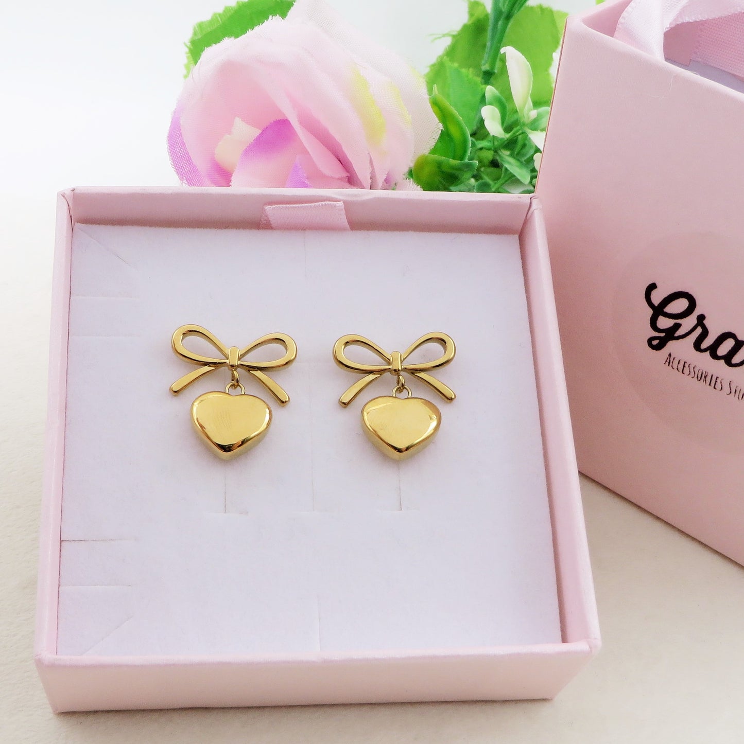 BOW LOVE 🎀 Mini Pendenti ~ paio orecchini ACCIAIO INOSSIDABILE cuore + fiocco bombè