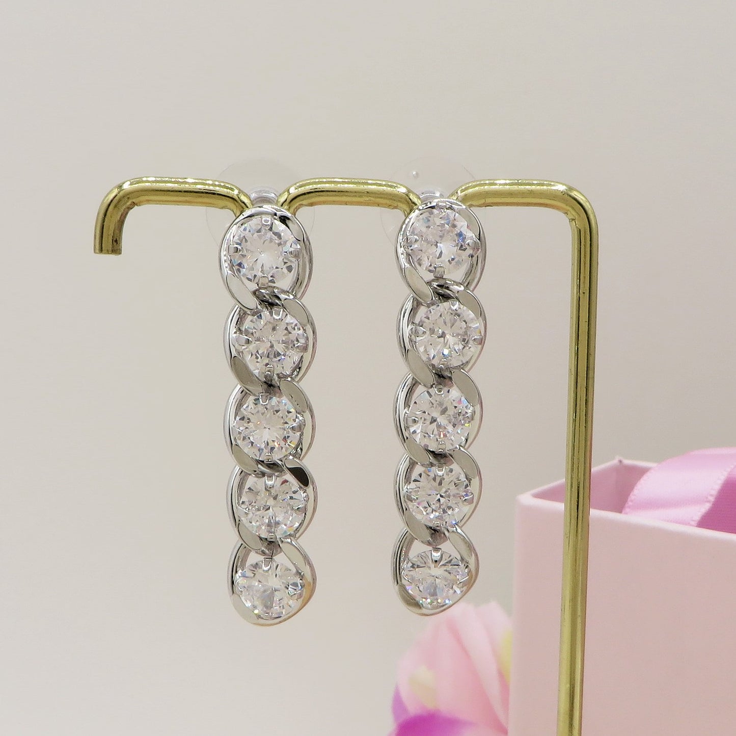 LENA PENDENTI ~ Orecchini in Cubic Zirconia rotondo