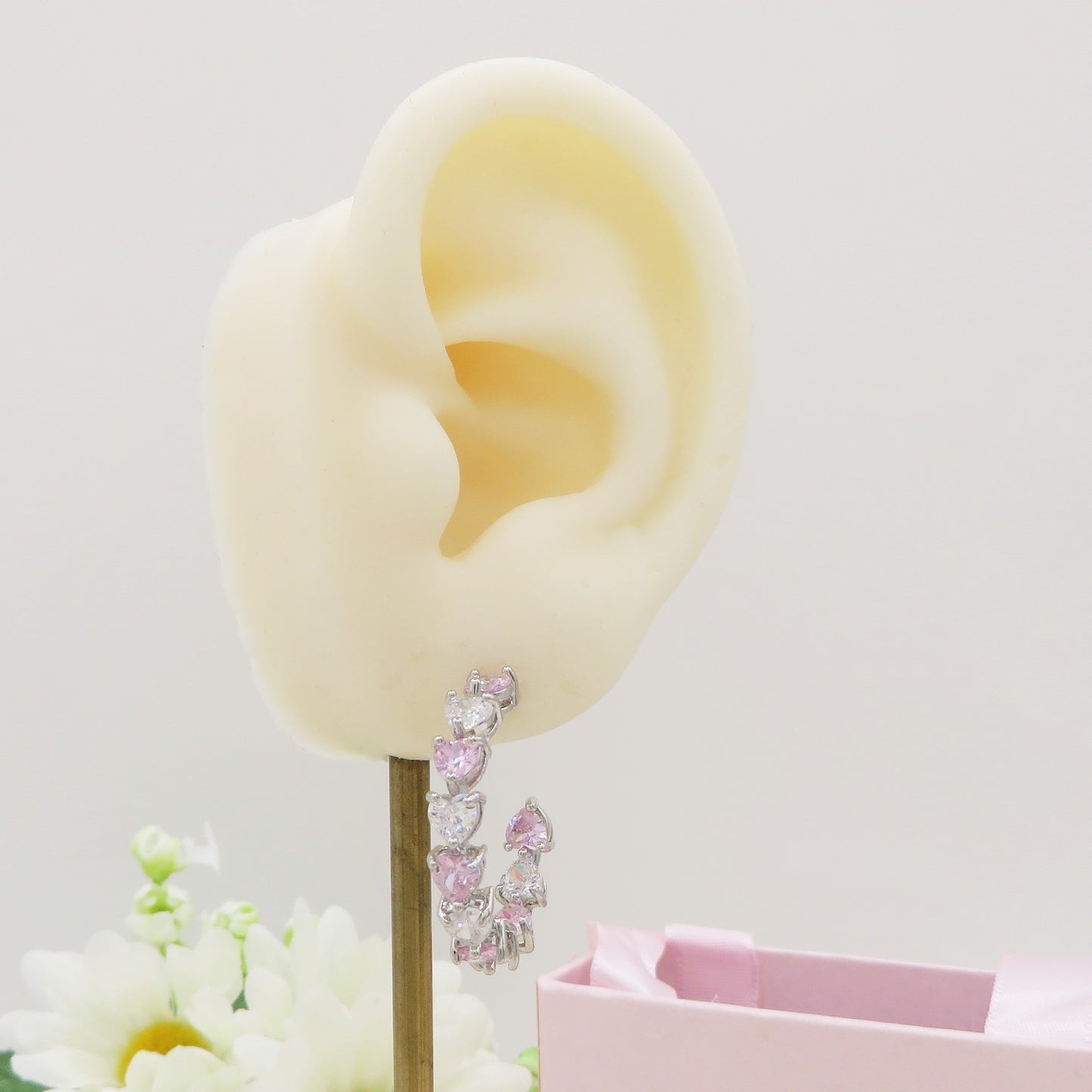 CHERIE - HOOPS 2.5 cm -orecchini a cerchio con zirconi a cuore