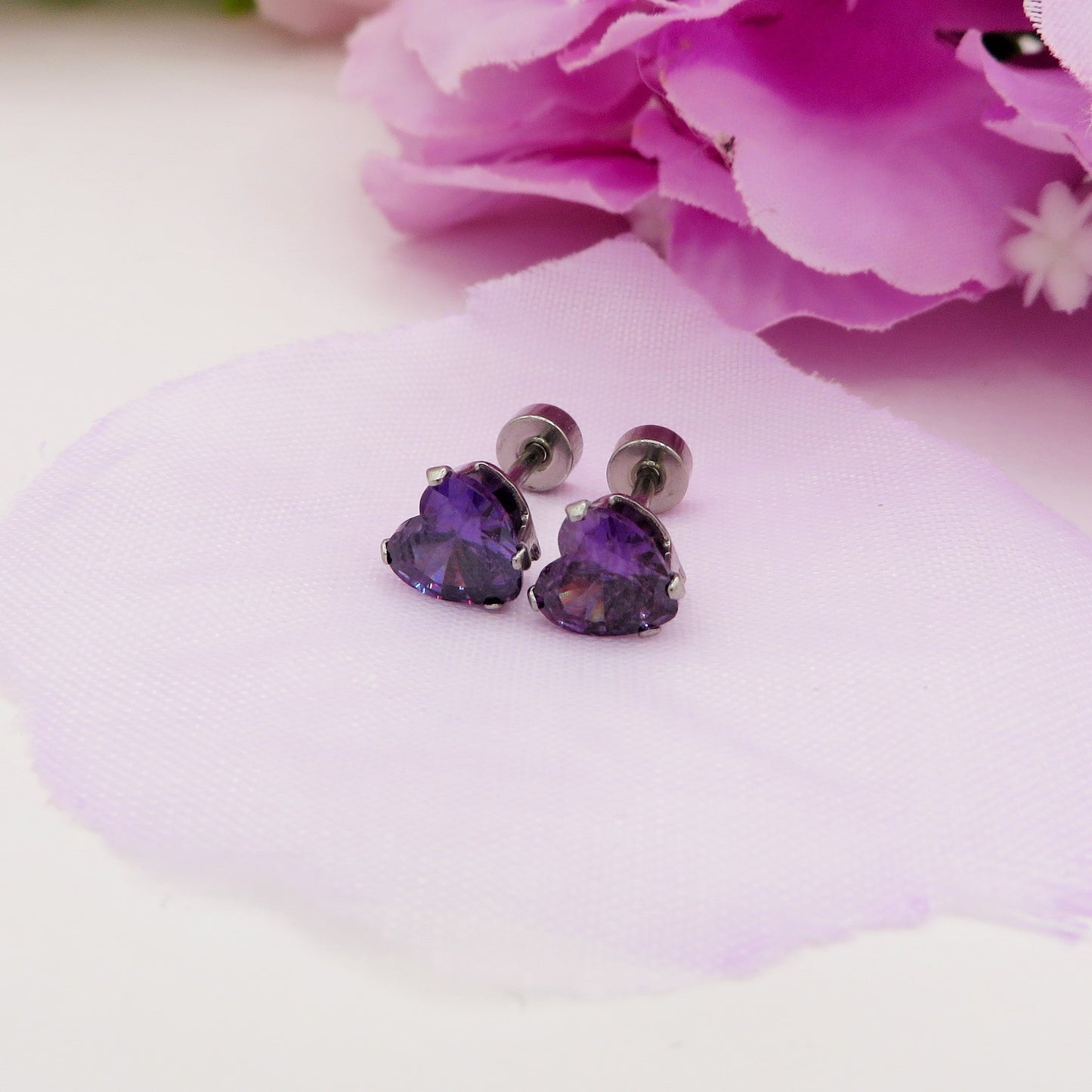 HEART PIERCING 1 paio PUNTI a cuore colours ~ ACCIAIO INOSSIDABILE chirurgico 316L ~ 2 PZ ~ 12 varianti colore ~ Orecchini piercing a lobo con zirconi per Helix, Trago, Flat e Lobo
