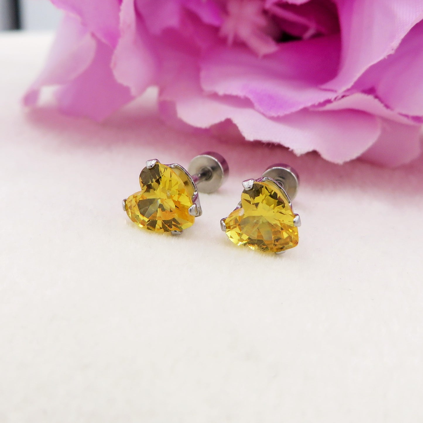 HEART PIERCING 1 paio PUNTI a cuore colours ~ ACCIAIO INOSSIDABILE chirurgico 316L ~ 2 PZ ~ 12 varianti colore ~ Orecchini piercing a lobo con zirconi per Helix, Trago, Flat e Lobo
