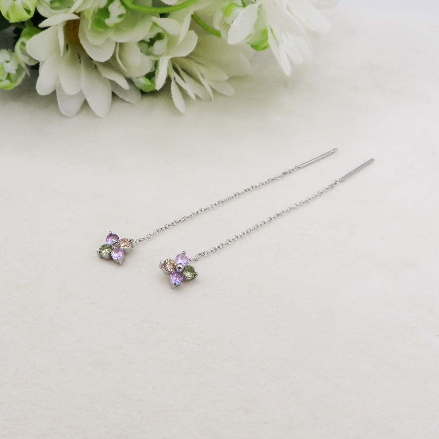 SPRING CLOVER quadrifoglio - ACCIAIO inossidabile ~ Paio Orecchini filo pendenti con cubic zirconia - saliscendi