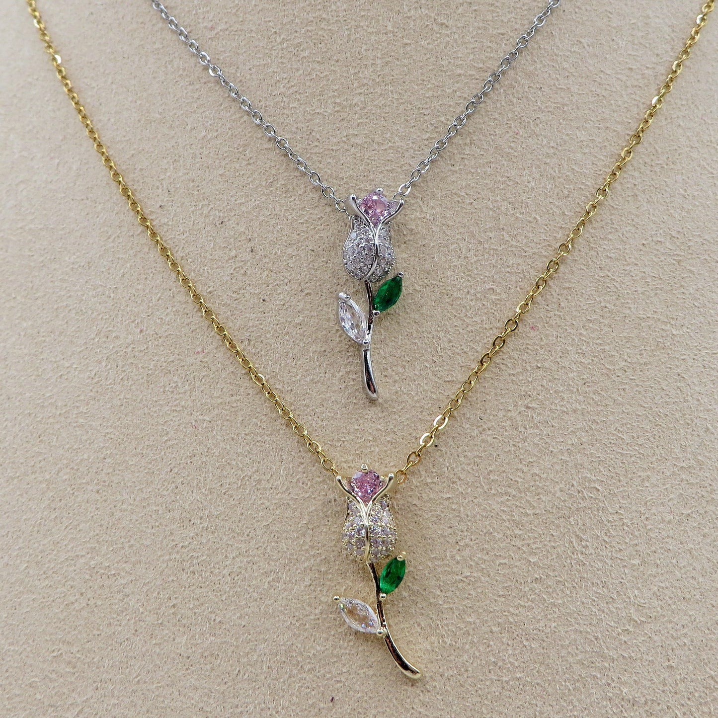 LIFE ROSE SHINE - ACCIAIO INOSSIDABILE- Collana con pendente ROSA in cubic zirconia