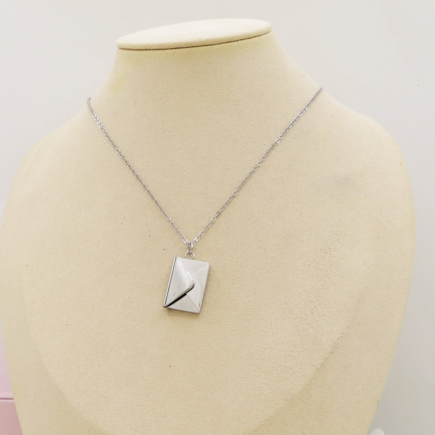 LOVE MAIL ~ ACCIAIO inossidabile - Collana ciondolo busta da lettere con incisione PERSONALIZZATA