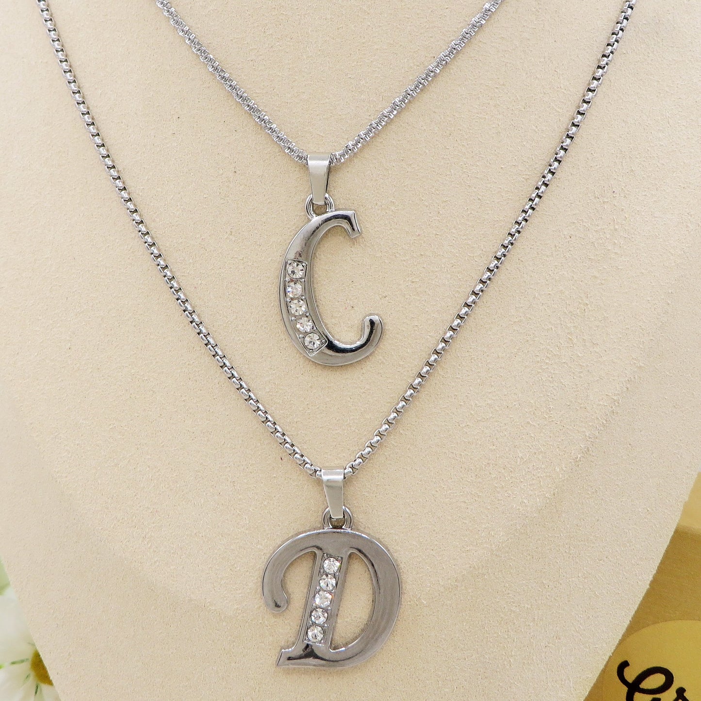 ENGLISH LUXURY INITIAL ~ Collana UNISEX maxi iniziale XL zirconata corsiva + catena diamantata o veneziana