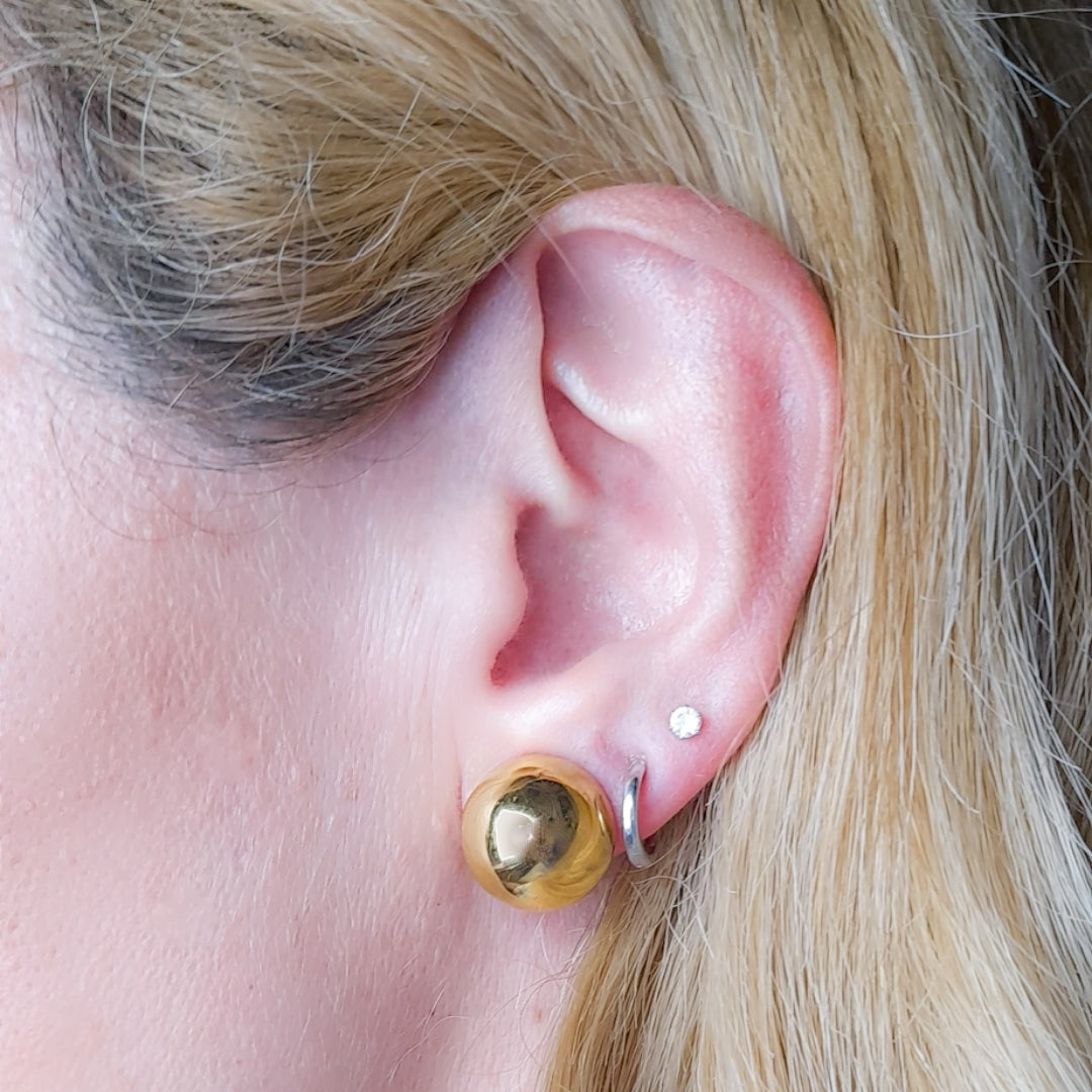 VIVIENNE 2 misure ~ Paio Orecchini bottone rotondi - ACCIAIO INOSSIDABILE