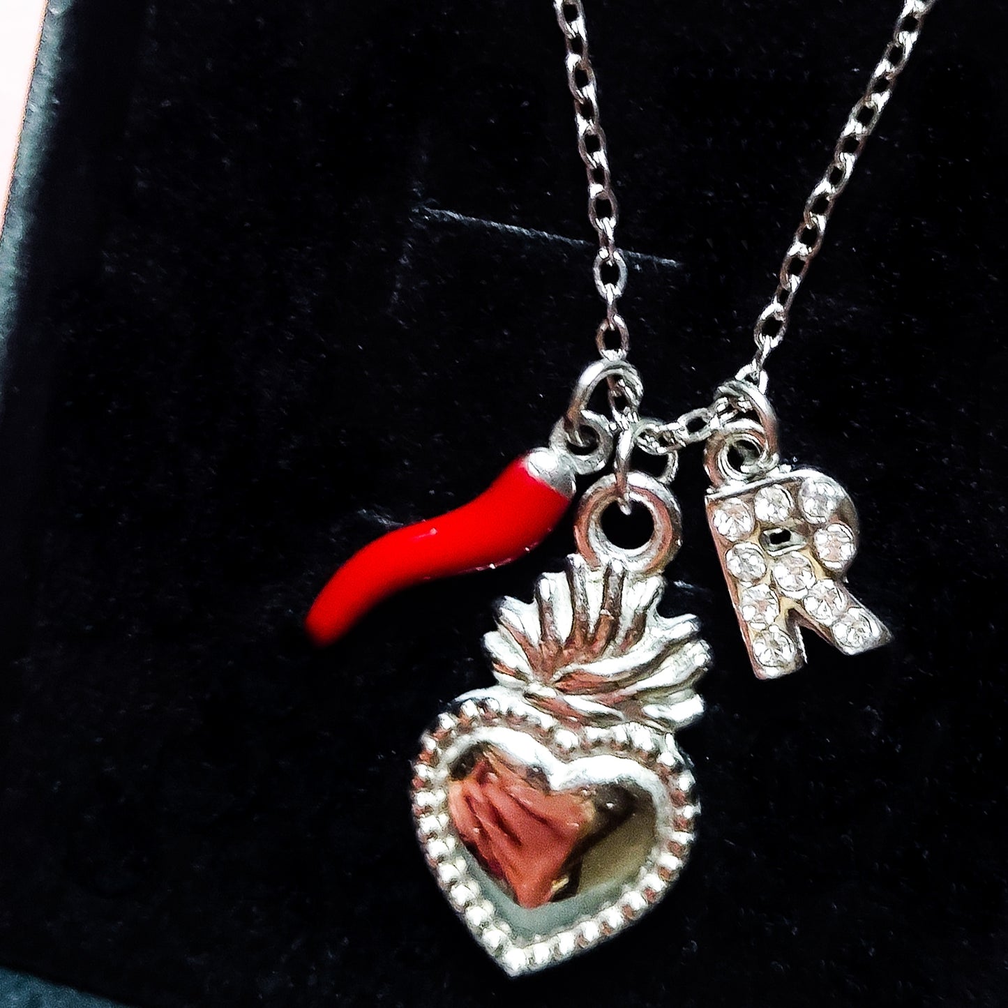 SACRED LUCKY ~ Collana charms cuore sacro e cornetto - ACCIAIO inossidabile
