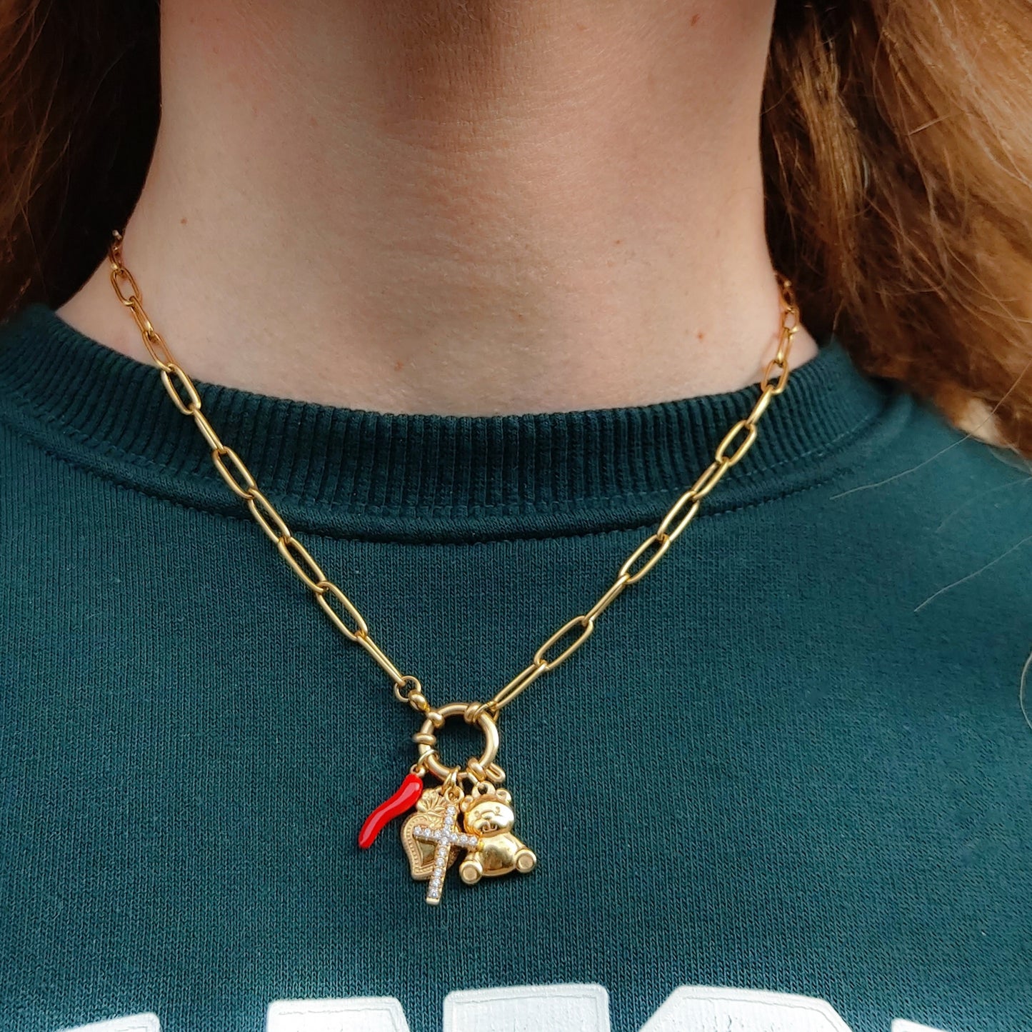 LUCKY TEDDY ~ ACCIAIO INOSSIDABILE - Collana catena paperclip con ciondoli scaramantici, orsetto, cuore sacro e croce