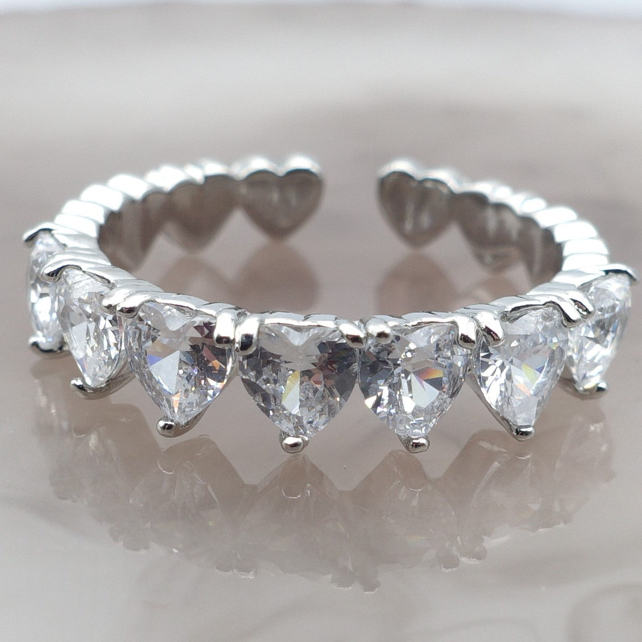 JENNY- cuori orizzontali ~ ANELLO REGOLABILE con cubic zirconia a forma di cuore