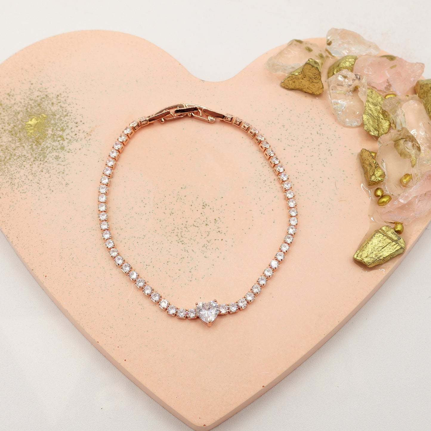 DIANA ~ Bracciale tennis con cuore in Cubic Zirconia