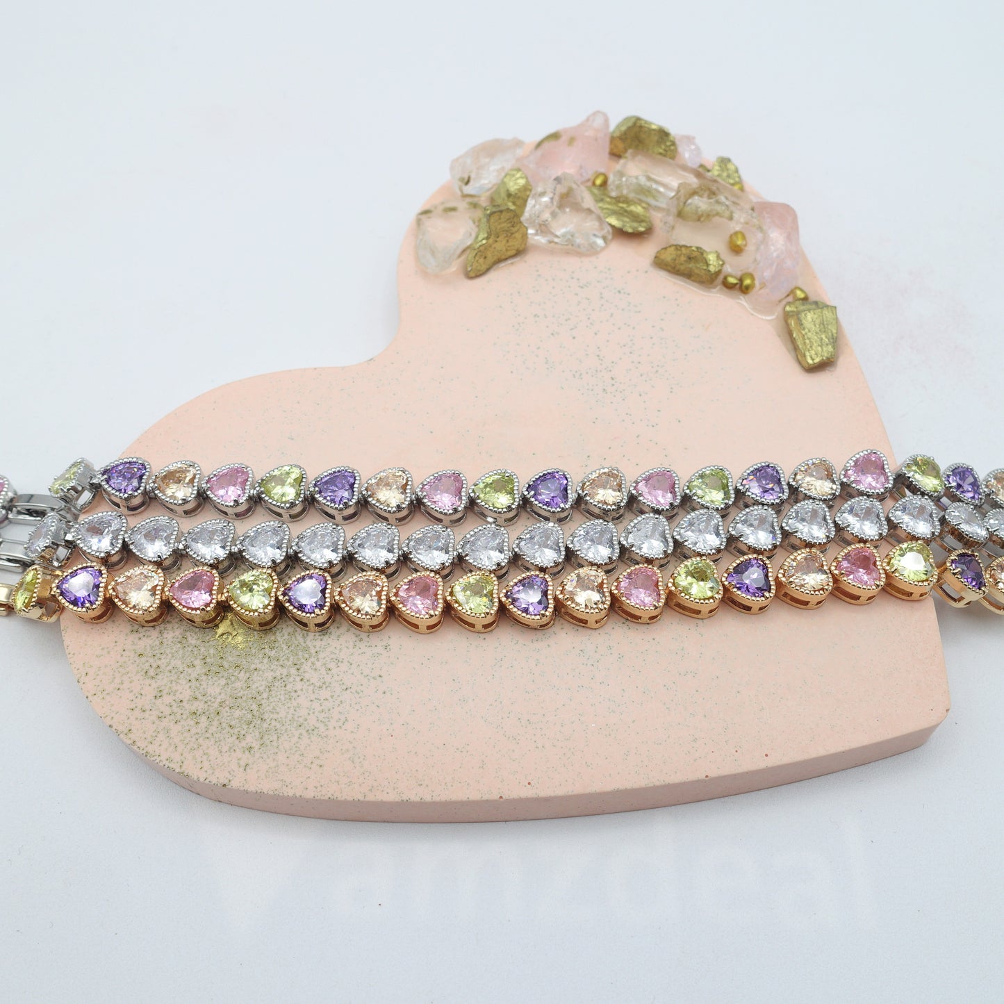 Carrie ~Rainbow-Bracciale tennis in Cubic Zirconia a forma di cuori