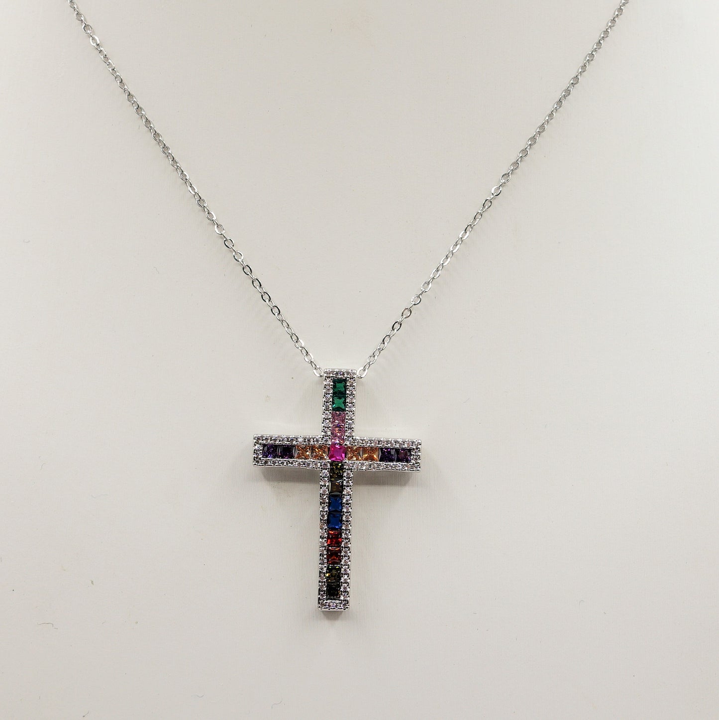 CROSS - ACCIAIO INOSSIDABILE- collana con pendente croce in cubic zirconia