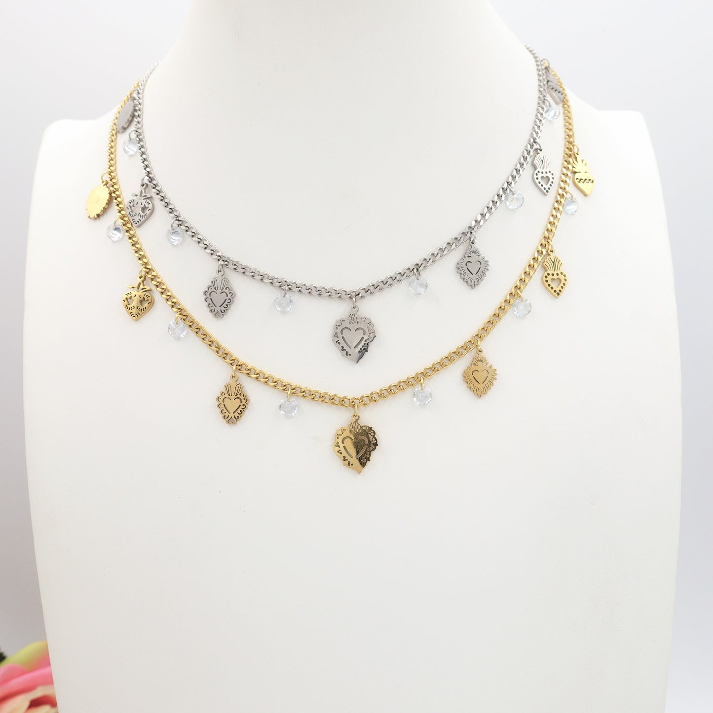 SACRED ~ Collana ACCIAIO INOSSIDABILE con cuori sacri
