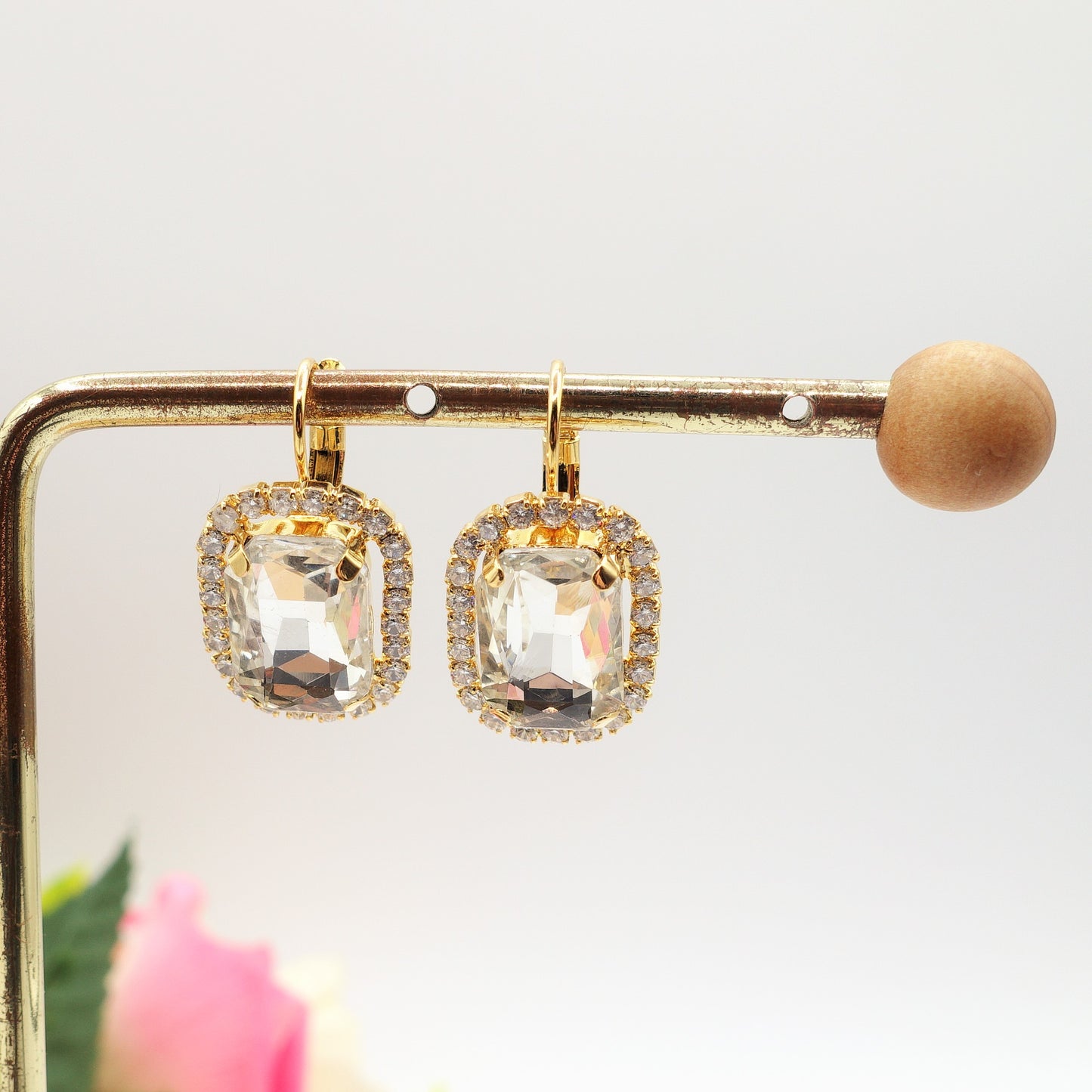 DAWN ~ Orecchini a monachella con maxi pietra Cubic Zirconia