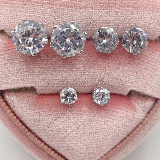 SET 3 PAIA-punti luce acciaio inossidabile ~ 6 PZ ~ 3 Paia~ Orecchini a borchie con zirconi ~