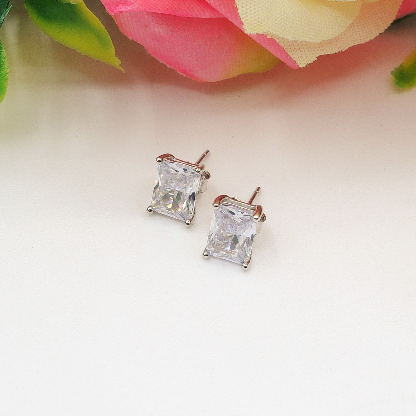 PUNTO LUCE baguette 8mm ~ paio Orecchini ARGENTO 925 a lobo con cubic zirconia taglio baguette