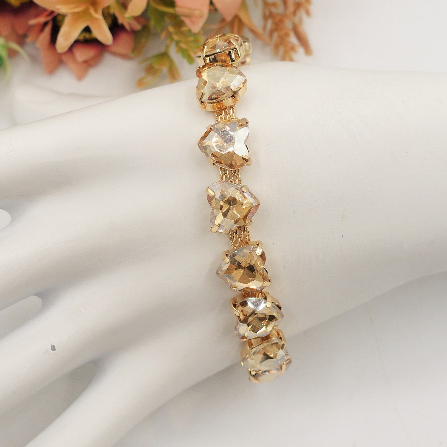 LUCE HEARTS - Bracciale con pietre a cuore sfaccettate
