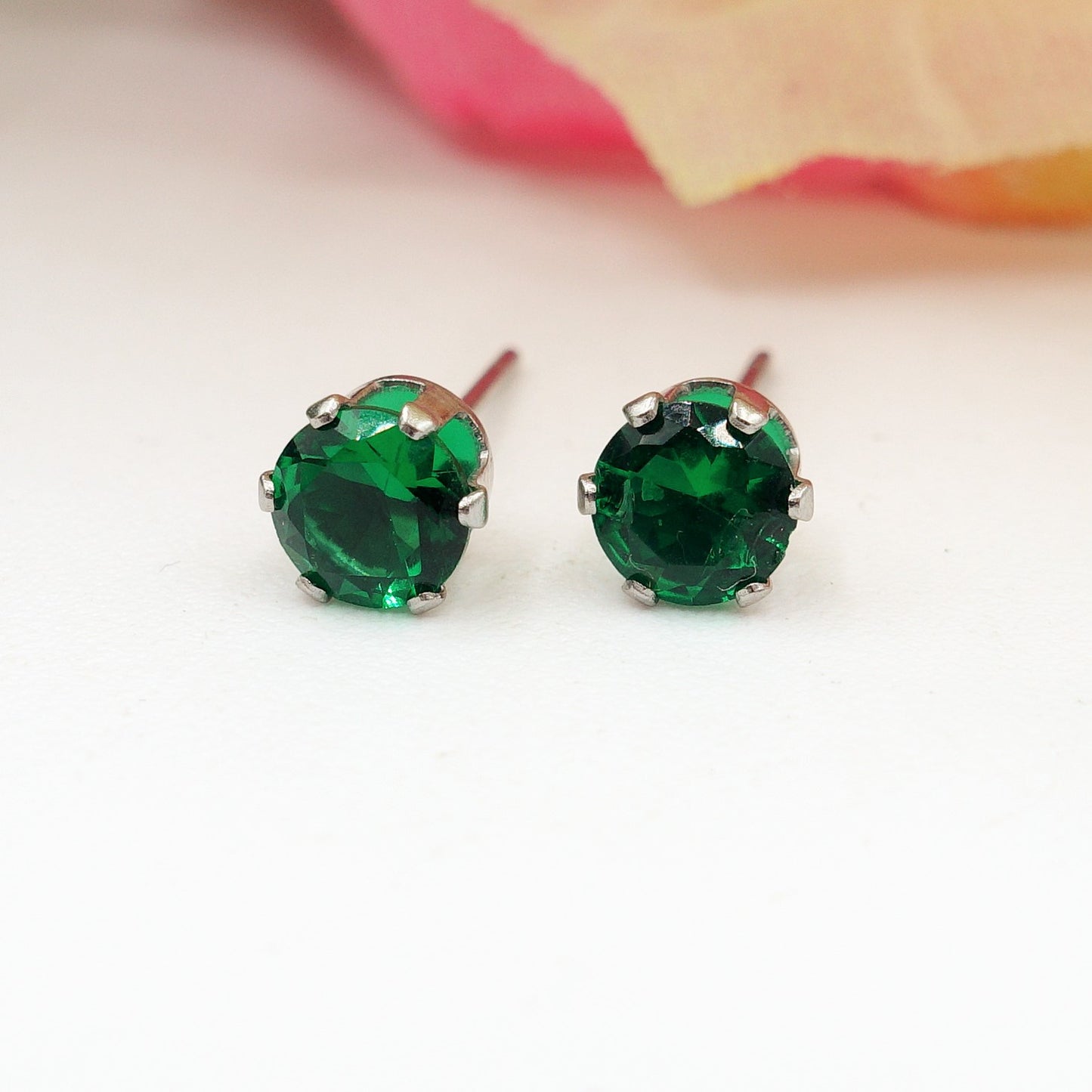 Paio Orecchini punto luce 5MM - zircone rotondo - ACCIAIO INOSSIDABILE -