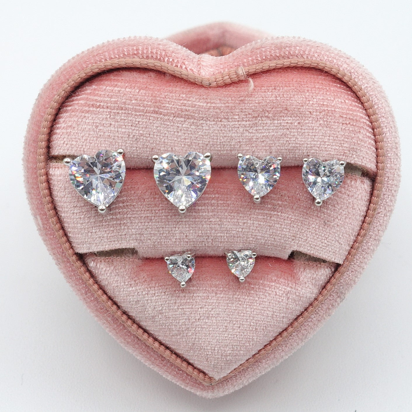Set 3 Paia-Orecchini punto luce a forma di cuore in Cubic Zirconia-