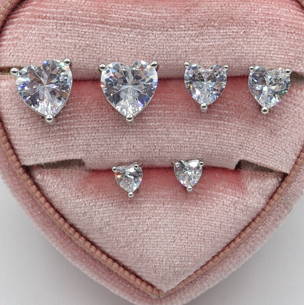 Set 3 Paia-Orecchini punto luce a forma di cuore in Cubic Zirconia-