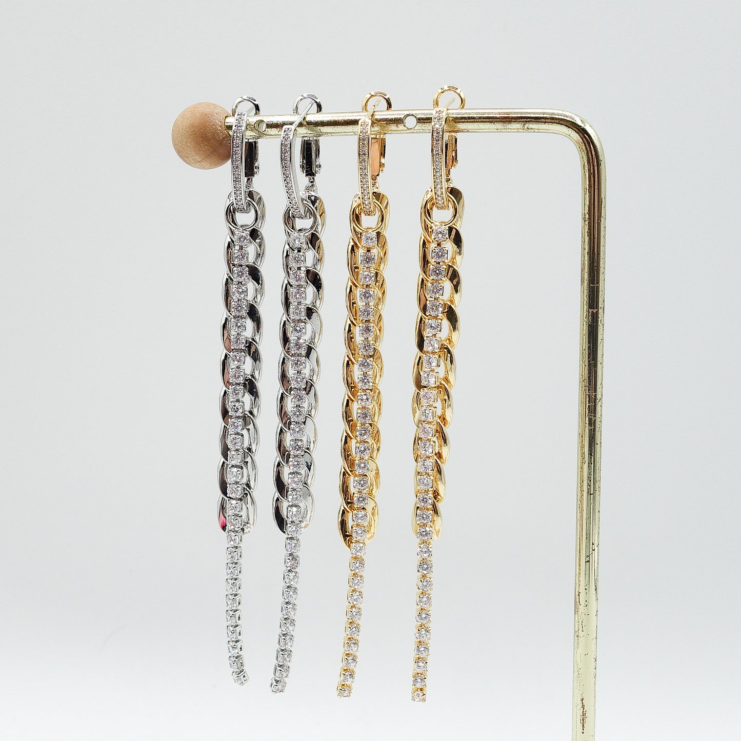 DEMI ~ Orecchini a cascata in catena con cubic zirconia